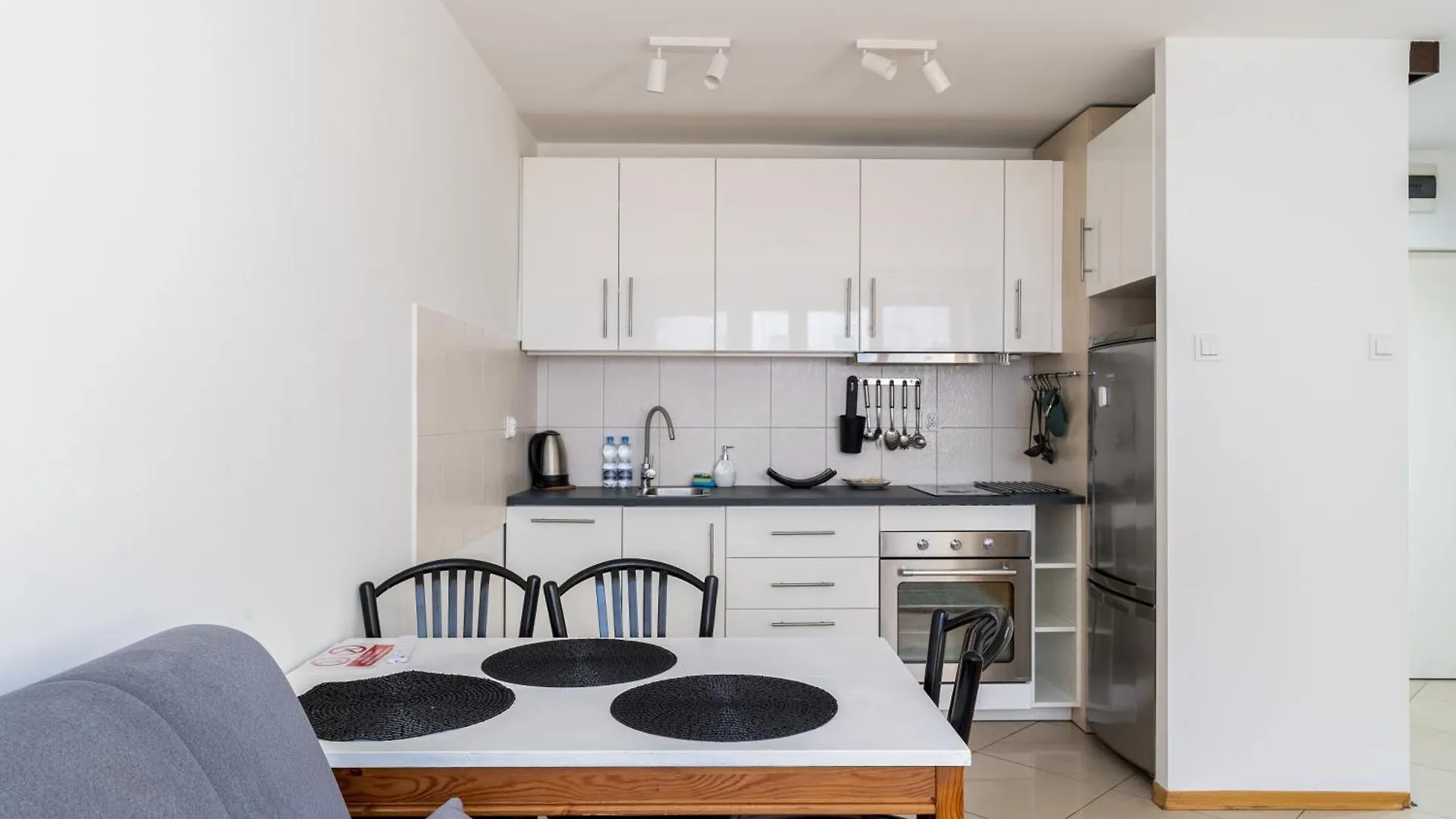 Riverside Charm Apartment Krakow 0*,  Poland